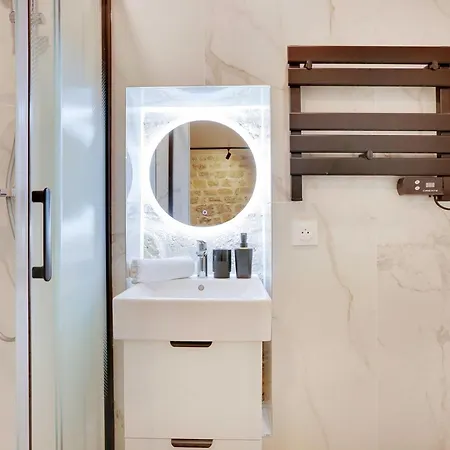 Moderne & Cosy Abbesses Appartement *